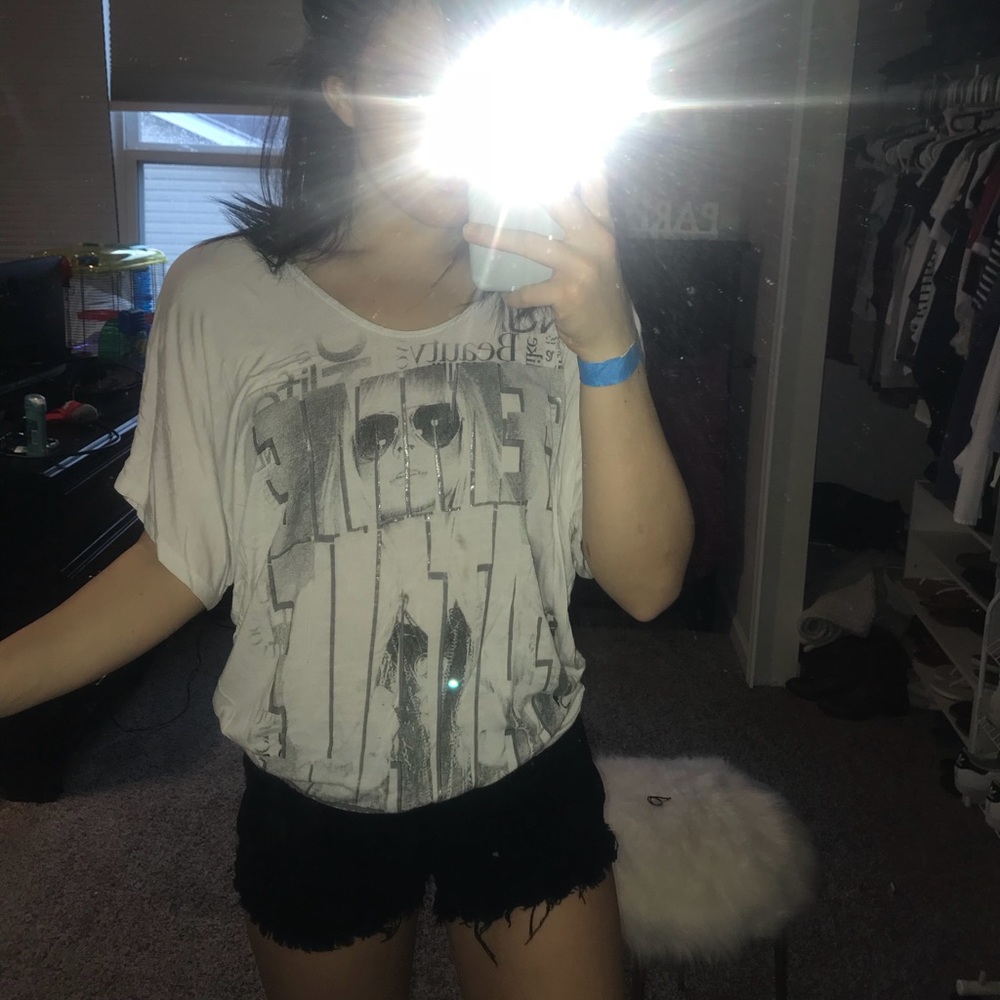 Glam loose short sleeve shirt